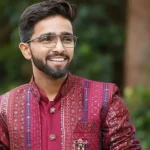 Sachin Chandwade smiling on Jamtara 2 set