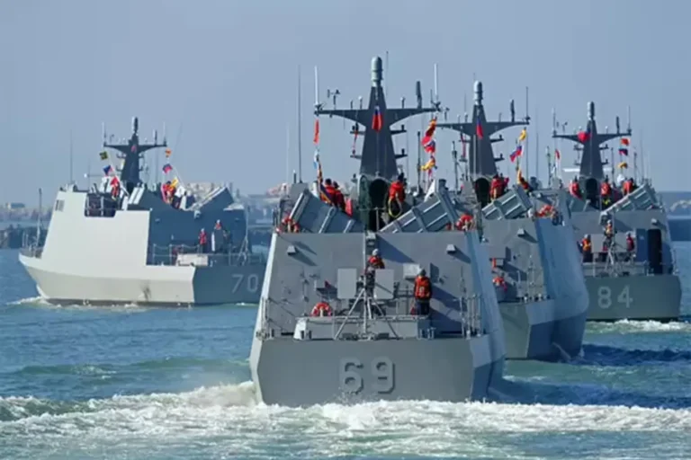 Taiwan air defense monitoring Chinese military aircraft near Taiwan Strait in 2026.